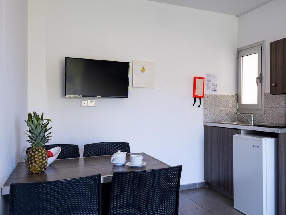 Rio Gardens Aparthotel Ajía Nápa Eksteriør bilde